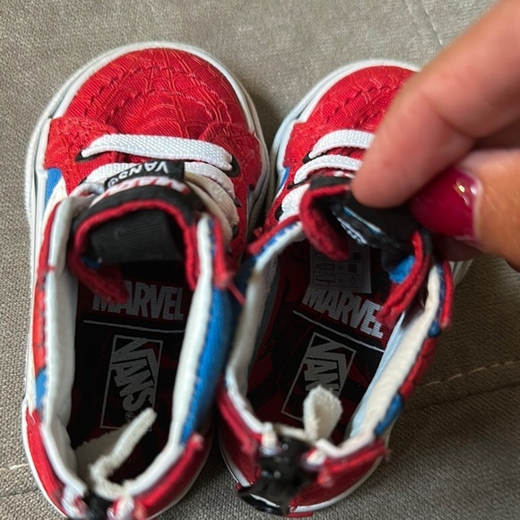 Vans Red High-Top Sneakers with Whimsical Design - Picture 3 of 10